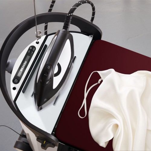 Accesorii pentru maşini de spălat, uscătoare şi sisteme de călcat Husa pentru masa de calcat - Tayberry Red